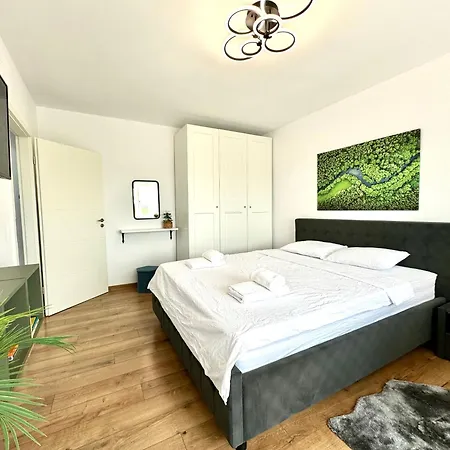 Park View Apartament *